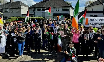 ABD ve Almanya’nın İrlanda’daki büyükelçilikleri önünde Filistin’e destek gösterisi