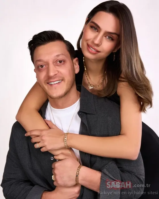 Mesut Özil’e anne nasihati! Dünyaca ünlü futbolcu ’duvarımda asılı’ diyerek açıkladı