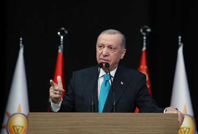 Başkan Erdoğan'dan Leman'ın skandal kapağına sert tepki: Mizah kisvesiyle yapılan alçakça bir provokasyondur