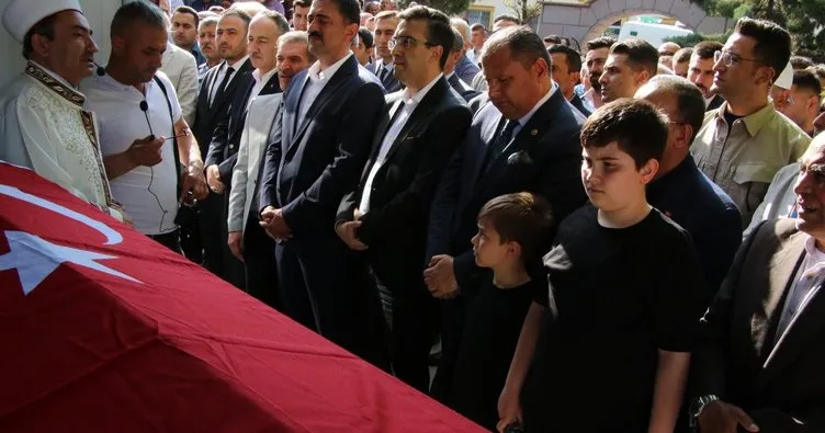 Bakan Bozdağ, Ankara 29. Ceza Mahkemesi Başkanı Çağlar’ın cenaze törenine katıldı