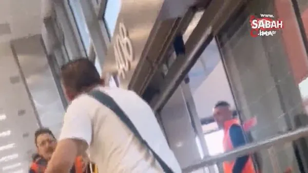 Yanlış perona giren yolcu havalimanını birbirine kattı | Video