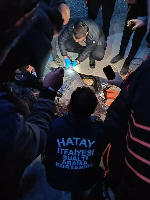 Hatay’da köprünün ayaklarında erkek cesedi bulundu!