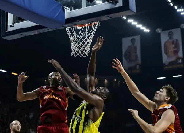Galatasaray Odeabank - Fenerbahçe maçından kareler