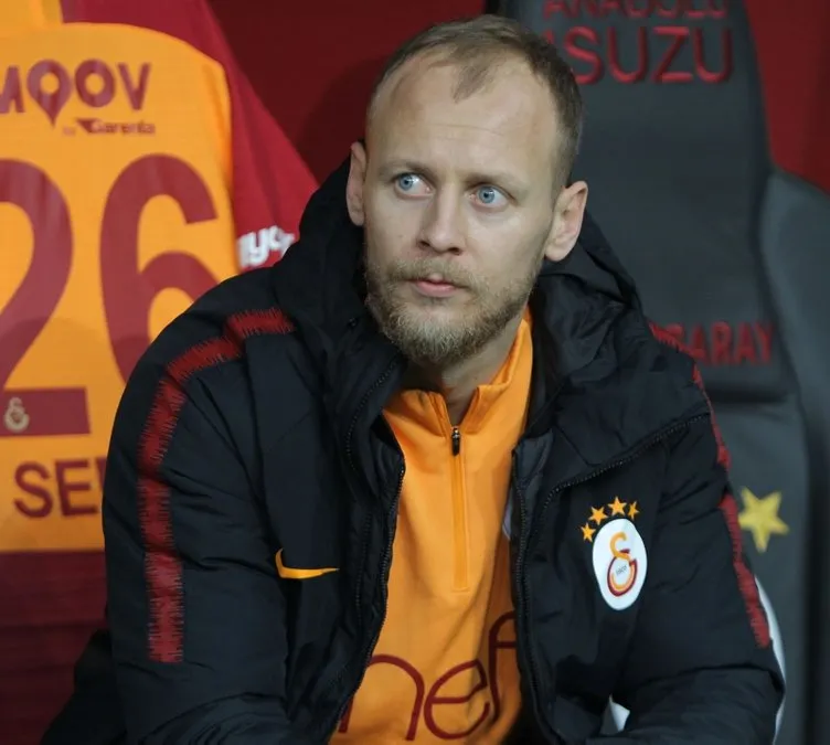 Transferde son dakika: Galatasaray’da Arda Turan’ın ardından boş mukaveleye bir imza daha!