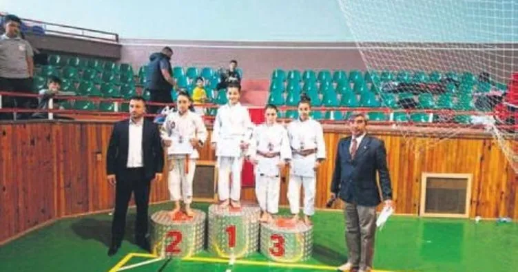Çubuklu Hatice judoda Türkiye şampiyonu oldu
