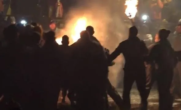 Böyle bir vahÅet görülmedi... Diri diri yaktılar...