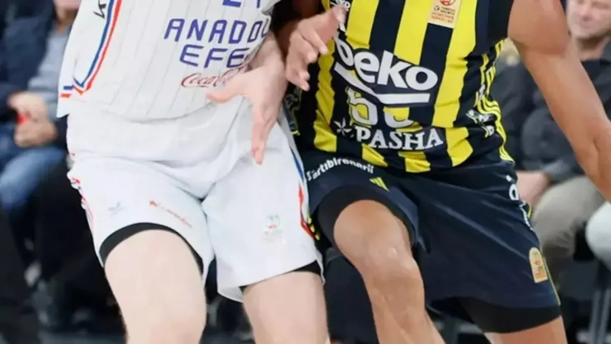 POTADA DEV MAÇ! Anadolu Efes-Fenerbahçe Beko maçı ne zaman, saat kaçta, hangi kanalda canlı yayınlanacak? EuroLeuge’de derbi günü!