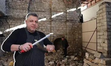 Depremde yıkılmıştı: Asırlık lokantalarını prefabrik yapıda yaşatıyorlar