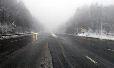 Bolu Dağı’nda karla karışık yağmur ve sis etkili oldu
