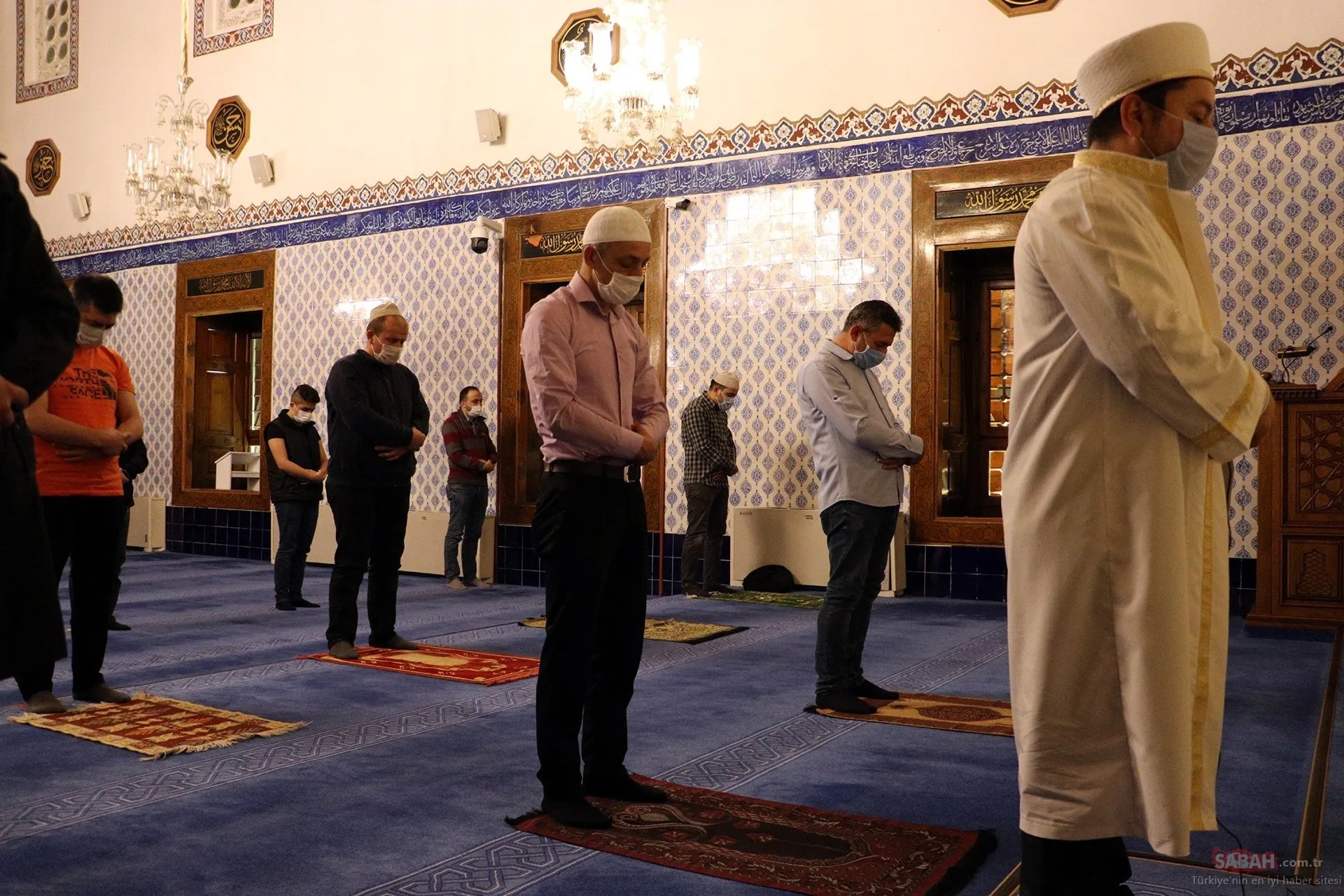 Cuma namazı saati: Cuma namazı bugün saat kaçta kılınacak? Diyanet ezan Cuma namazı saati: Cuma namazı bugün saat kaçta kılınacak? Diyanet ezan