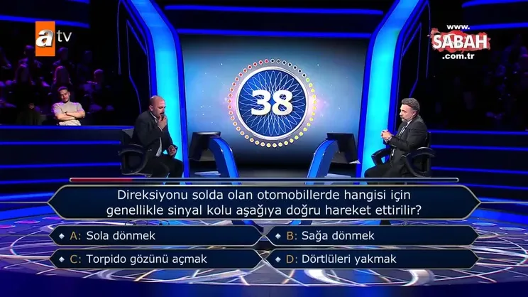 Kim Milyoner Olmak İster?’e damga vurdu! Kim Milyoner Olmak İster?’de eğlenceli anlar!