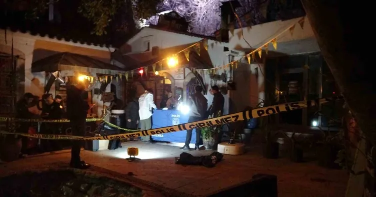 Yat Limanı’nda 35 metreden yere çakıldı