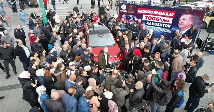 Türkiye’nin otomobili Togg Gaziosmanpaşalılarla buluştu