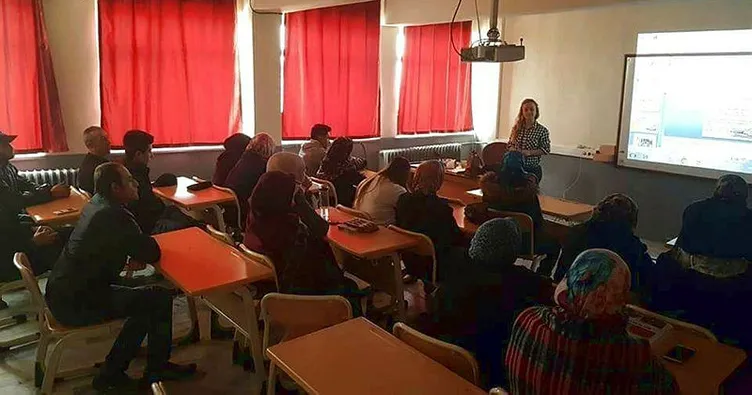 Altıntaş’ta  kişisel hijyen kursu açıldı