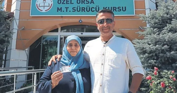 64'lük Dudu Yılmaz ehliyet sahibi oldu - Egeli Sabah Haberleri