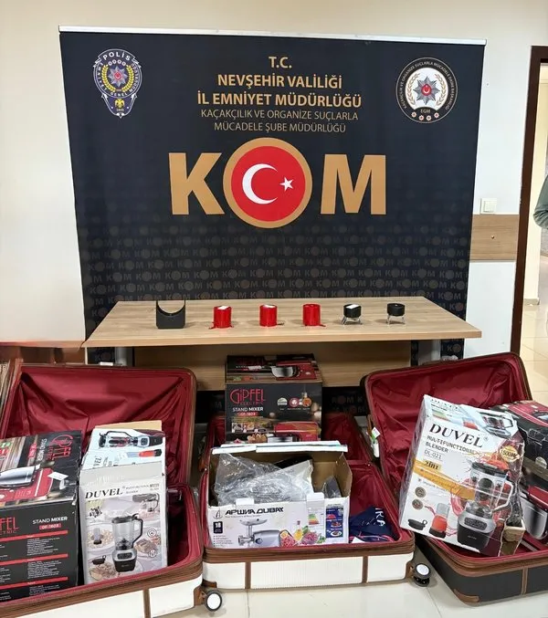 kiyma-makinesinden-servet-cikti-nevsehirde-132-milyonluk-kacak-altin-operasyonu-1761307596757.jpg