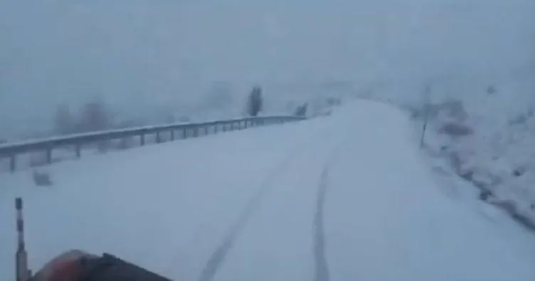 Tunceli’de kar yağışı: Yollar kapandı, ekipler harekete geçti