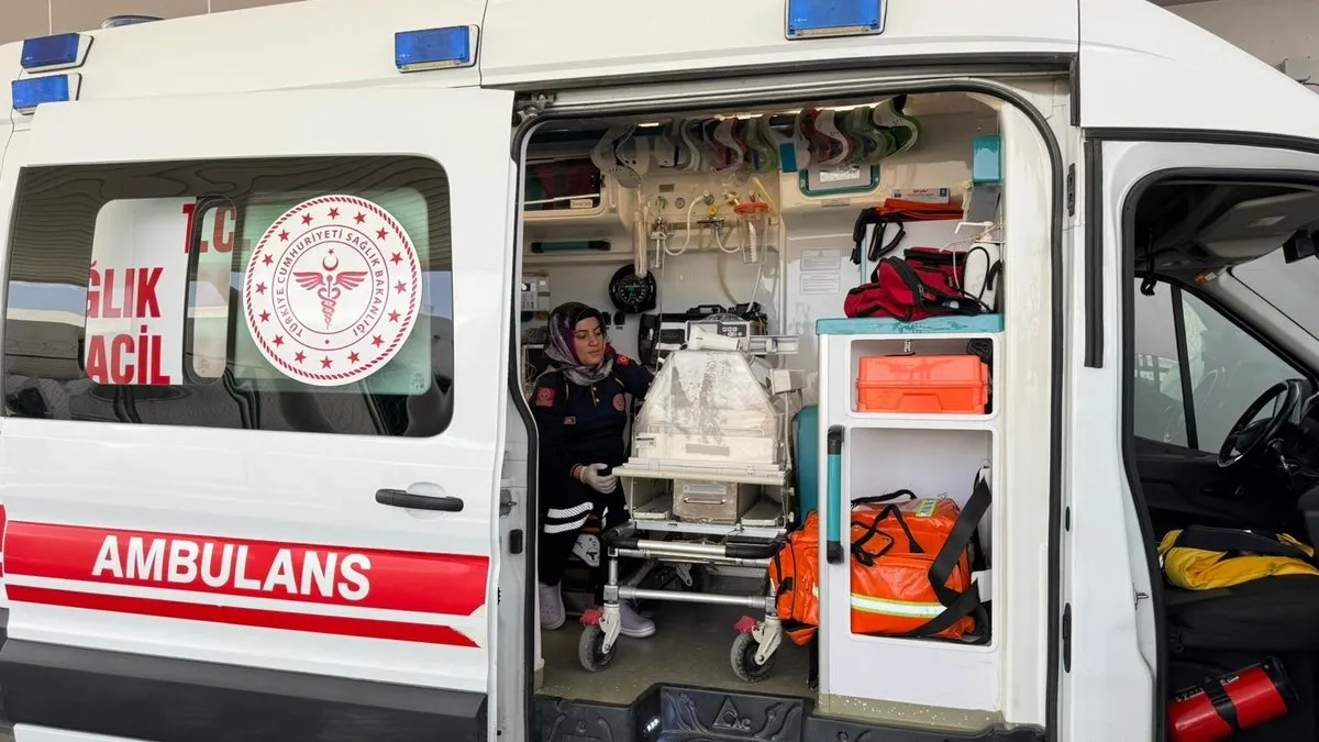 Ağrı’da doğan Zeynep bebek uçak ambulansla Gaziantep’e sevk edildi