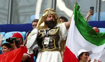Fas - İran maçında tribünden renkli görüntüler
