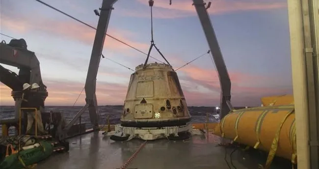 SpaceX kapsülü dünyaya döndü