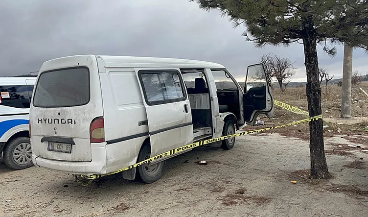 Eğlence mekanında ortalık karıştı: Polisleri gizlice izlerken yakalandı!