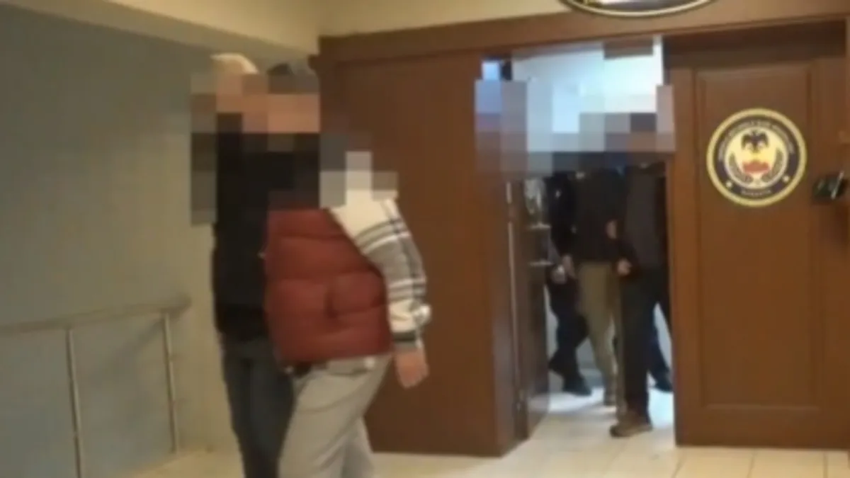 Bakan Yerlikaya duyurdu! FETÖ’ye yönelik nokta operasyon: 223 şüpheli yakalandı! Bakan Yerlikaya duyurdu! FETÖ’ye yönelik nokta operasyon: 223 şüpheli yakalandı!