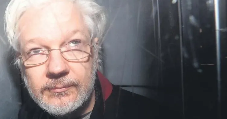 Gözler Assange’ın iade davasında