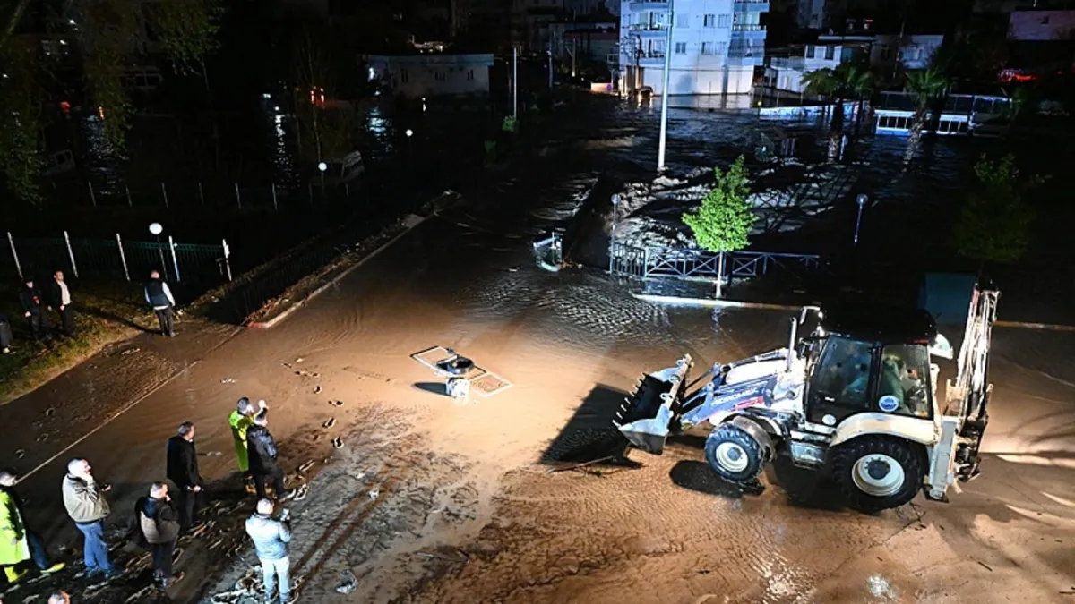 Sele kapılan 2 kişi yaşamını yitirdi