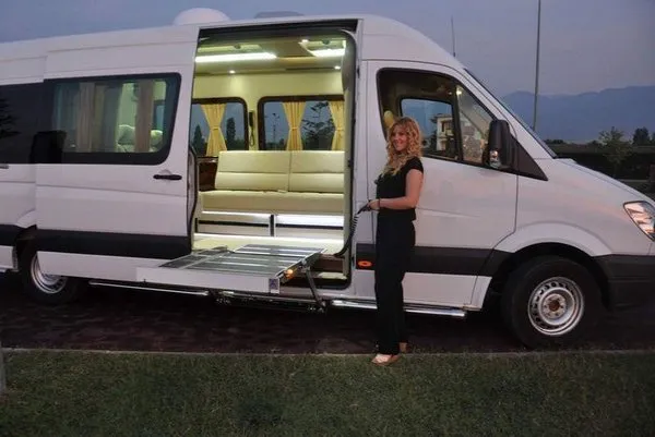 Villa değil minibüs