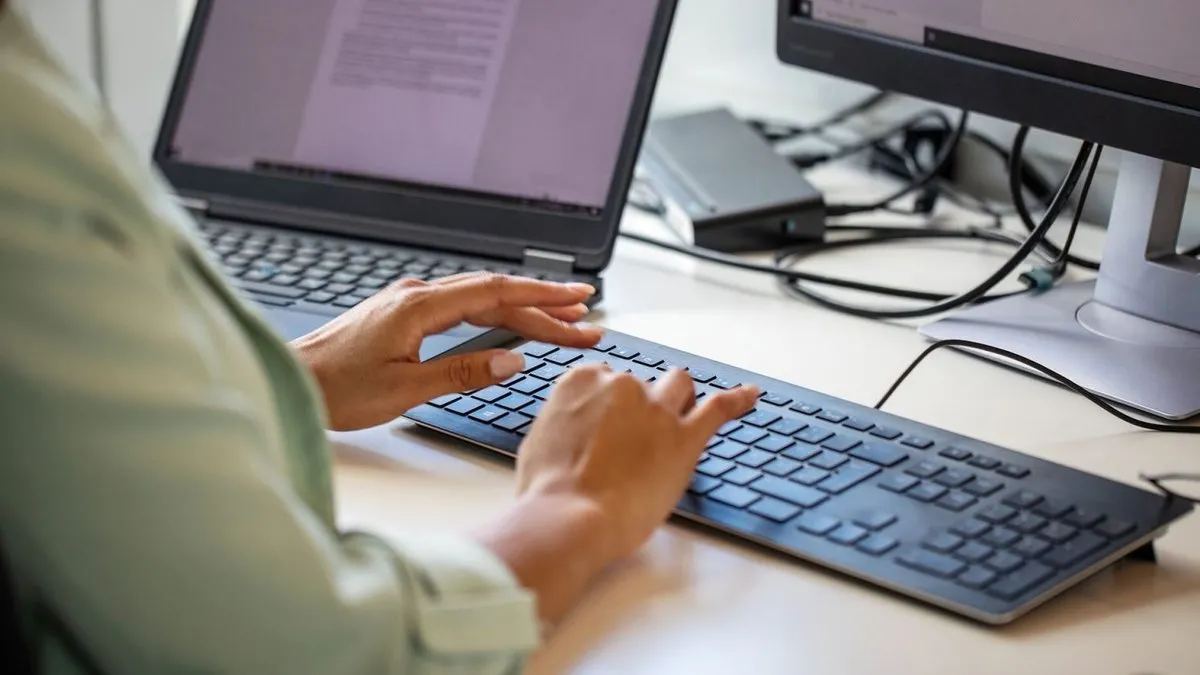 Teknopark ve AR-GE merkezi personelinin çalışma esasları düzenlendi Teknopark ve AR-GE merkezi personelinin çalışma esasları düzenlendi