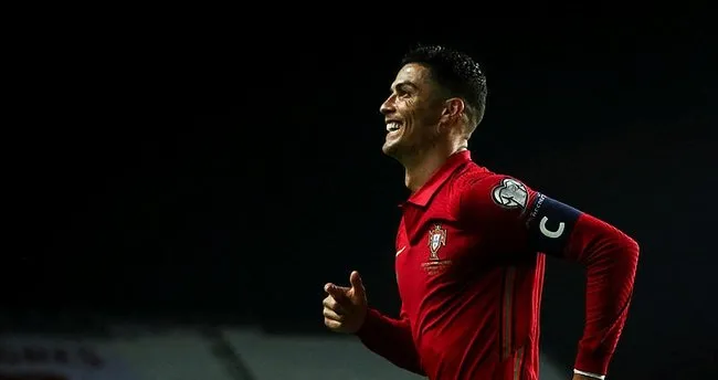 Cristiano Ronaldo, yeni oyuncağına servet döktü! Sınırlı sayıda üretilen o otomobil...