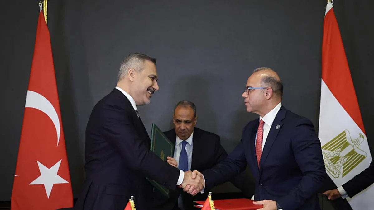 Türkiye ile Mısır arasında çeşitli belgeler imzalandı