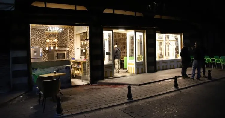 Gaziantep’te tatlıcı dükkanında silahlı kavga: 1 ölü, 1 yaralı