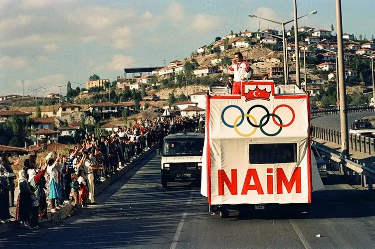 Naim Süleymanoğlu’nun albümünden tarihi fotoğraflar
