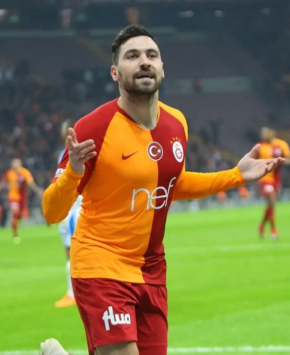Galatasaray’ın eski yıldızı Fenerbahçe’ye!