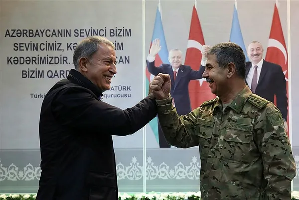 son-dakika-bakan-akar-ve-komutanlardan-baku-cikarmasi-rusya-ile-kritik-gorusme-1609397011759.jpg