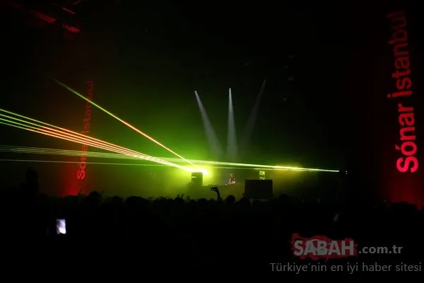 Bir gün herkes 15 dakikalığına DJ olacak