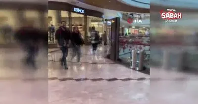 Black Friday izdihamı! Güvenlik kontrolünden geçenler mağazalara böyle akın etti | Video