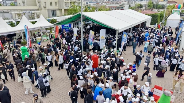 sultanbeylide-cevre-ve-sifir-atik-festivali-1778766874007.jpeg