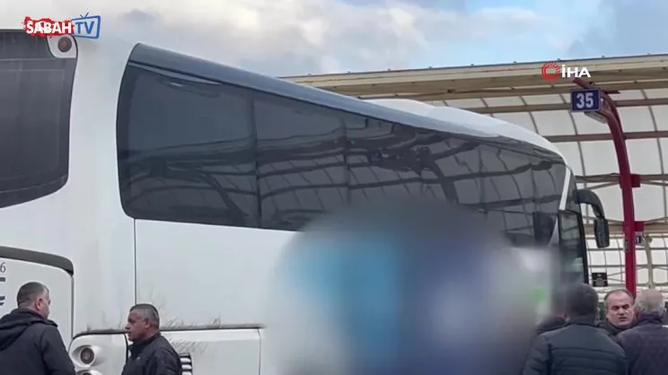 Kilometrelerce herkes onu uyuyor sandı, otobüs mola verince öldüğü anlaşıldı | Video