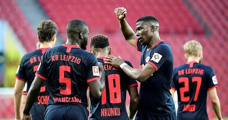 Leipzig deplasmanda Köln’ü devirdi! Köln 2-4 Leipzig