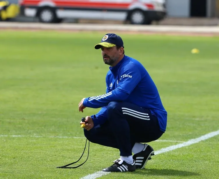 Fenerbahçe Teknik Direktörü Erol Bulut: Futbolu bilmiyorlar