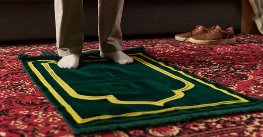 ⁠Küsuf ve Husuf Namazı Nasıl Kılınır, Kaç Rekattır? Adım Adım Anlatımı