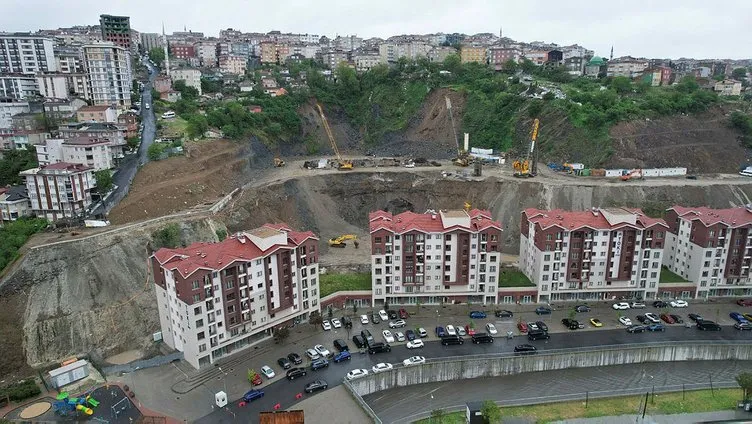 Gaziosmanpaşa’daki toprak kaymasında yeni görüntüler ortaya çıktı! İstanbul Valisi’nden flaş açıklama
