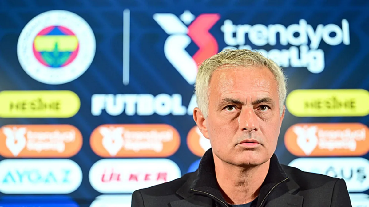 PFDK, Mourinho'nun cezasını açıkladı! PFDK, Mourinho'nun cezasını açıkladı!