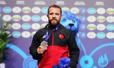 Milli güreşçi Fatih Erdin’den gümüş madalya!