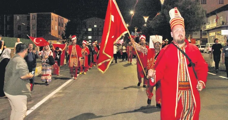 Ahlat’ta zafer coşkusu sürüyor