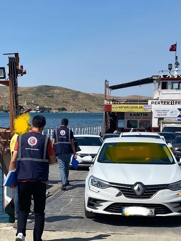 ticaret-il-mudurlugu-turist-bolgelerde-denetimleri-siklastirdi-1785487968117.jpg