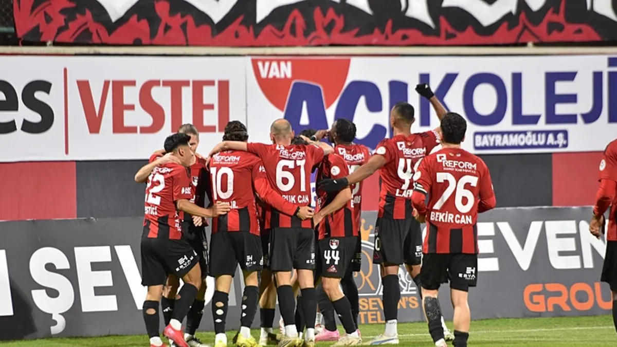 5 gollü maçta kazanan Vanspor!