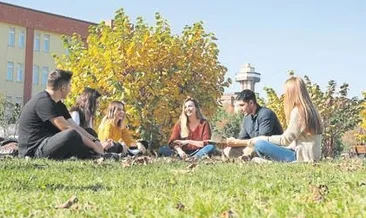 Gençlere eleştiri değil destek gerek